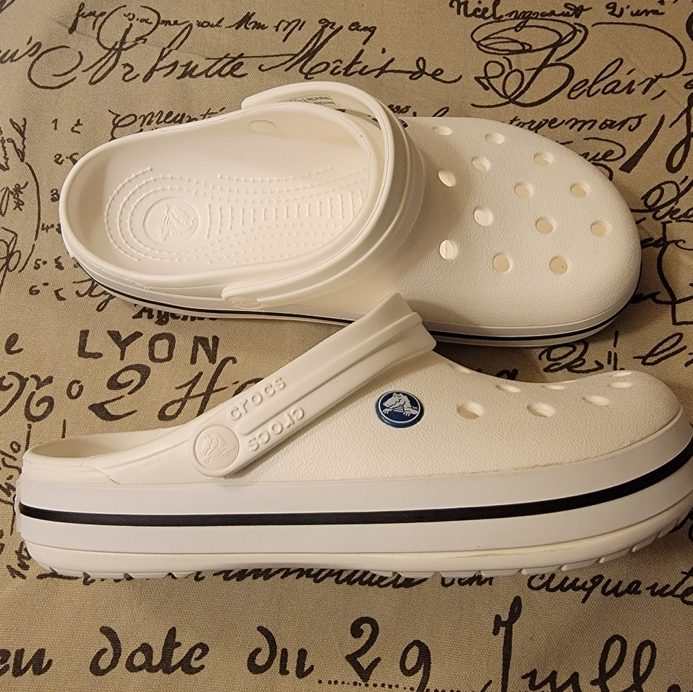 Crocs White